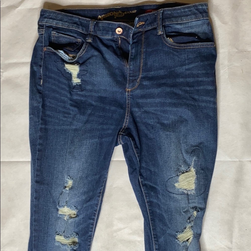 Ripped Jeans